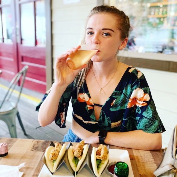 Meet Your Posher ❤️ - Picture 5 of 5